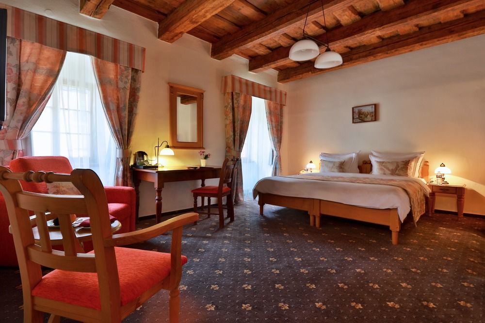 Questenberg 4* Praga